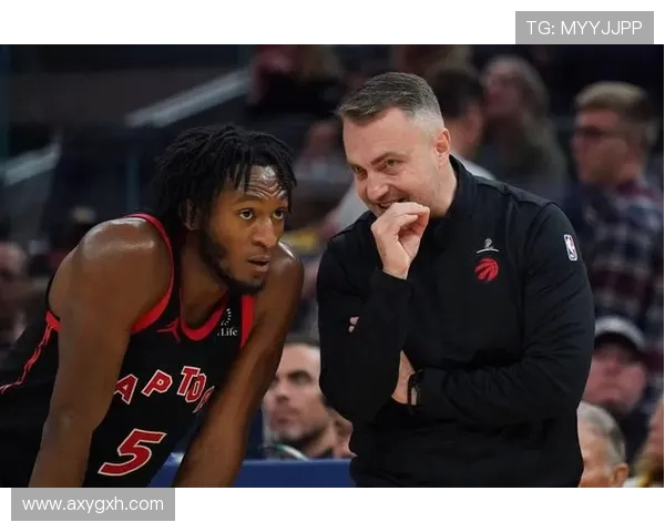 伊曼纽尔奎克利如何在NBA赛场上展现出色的篮球才华与潜力